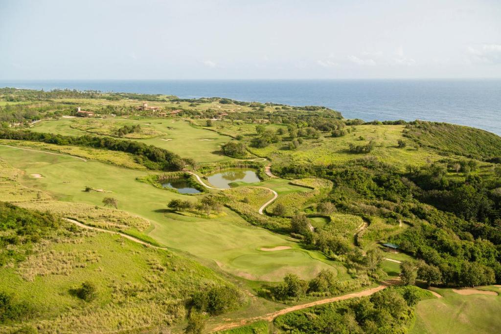 Royal Isabela Hotel Exterior photo